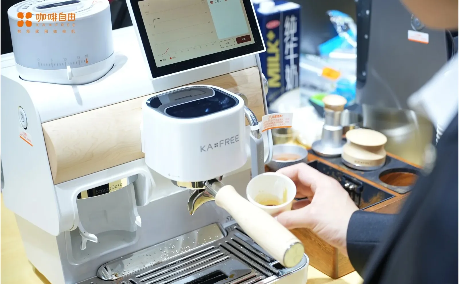 ☕️ 深圳Hotelex｜查老师&鸟叔都来玩了！