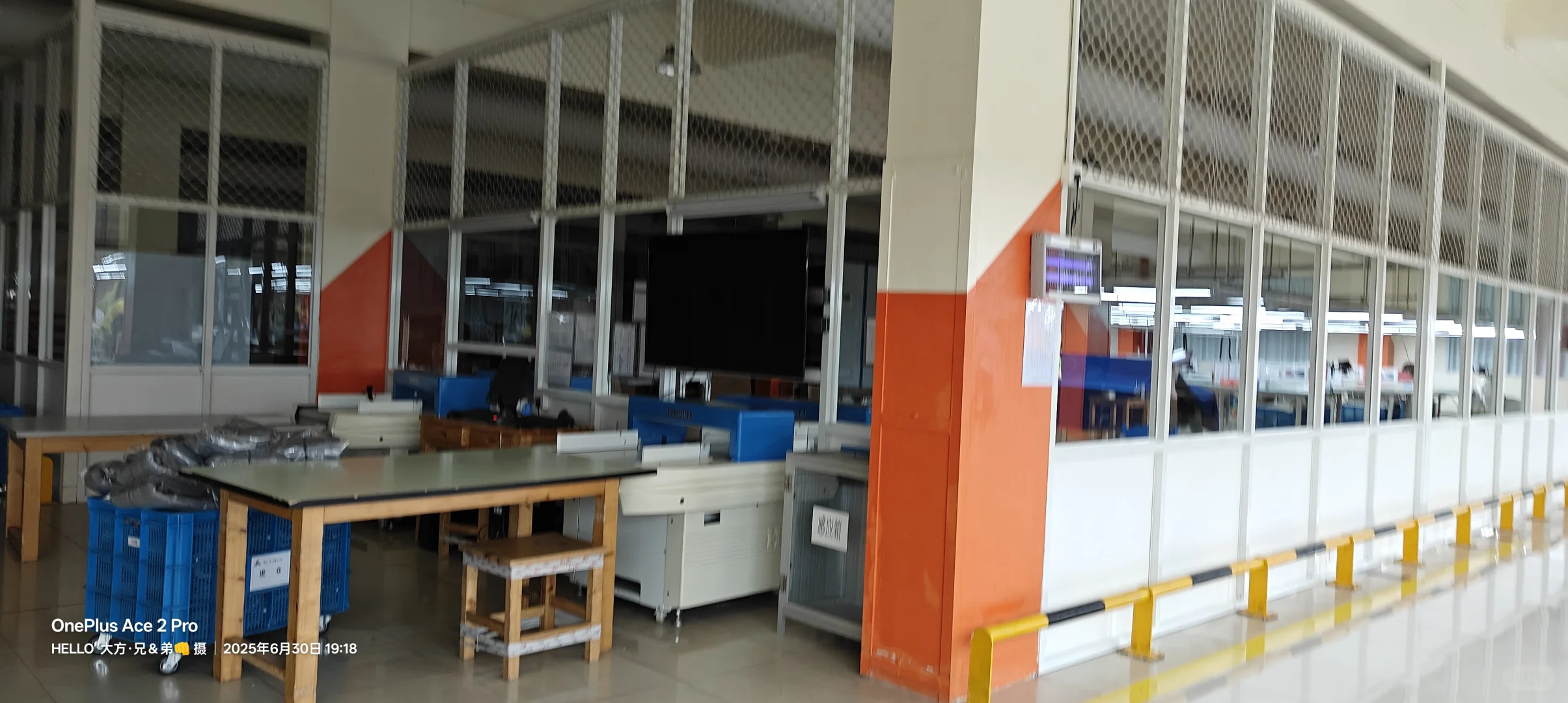 探秘制衣厂：背后的匠心与坚持 ?✨