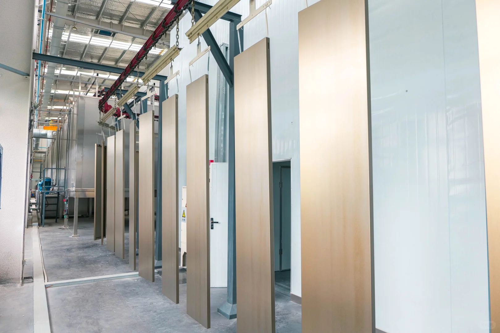 一条喷涂生产线到底要多少钱？看完秒懂！