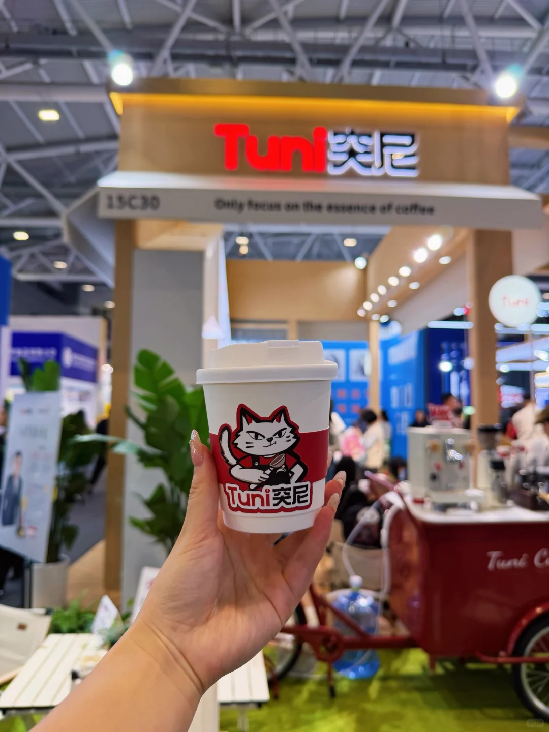 深圳HOTELEX展会喝到了世界冠军做的咖啡！！