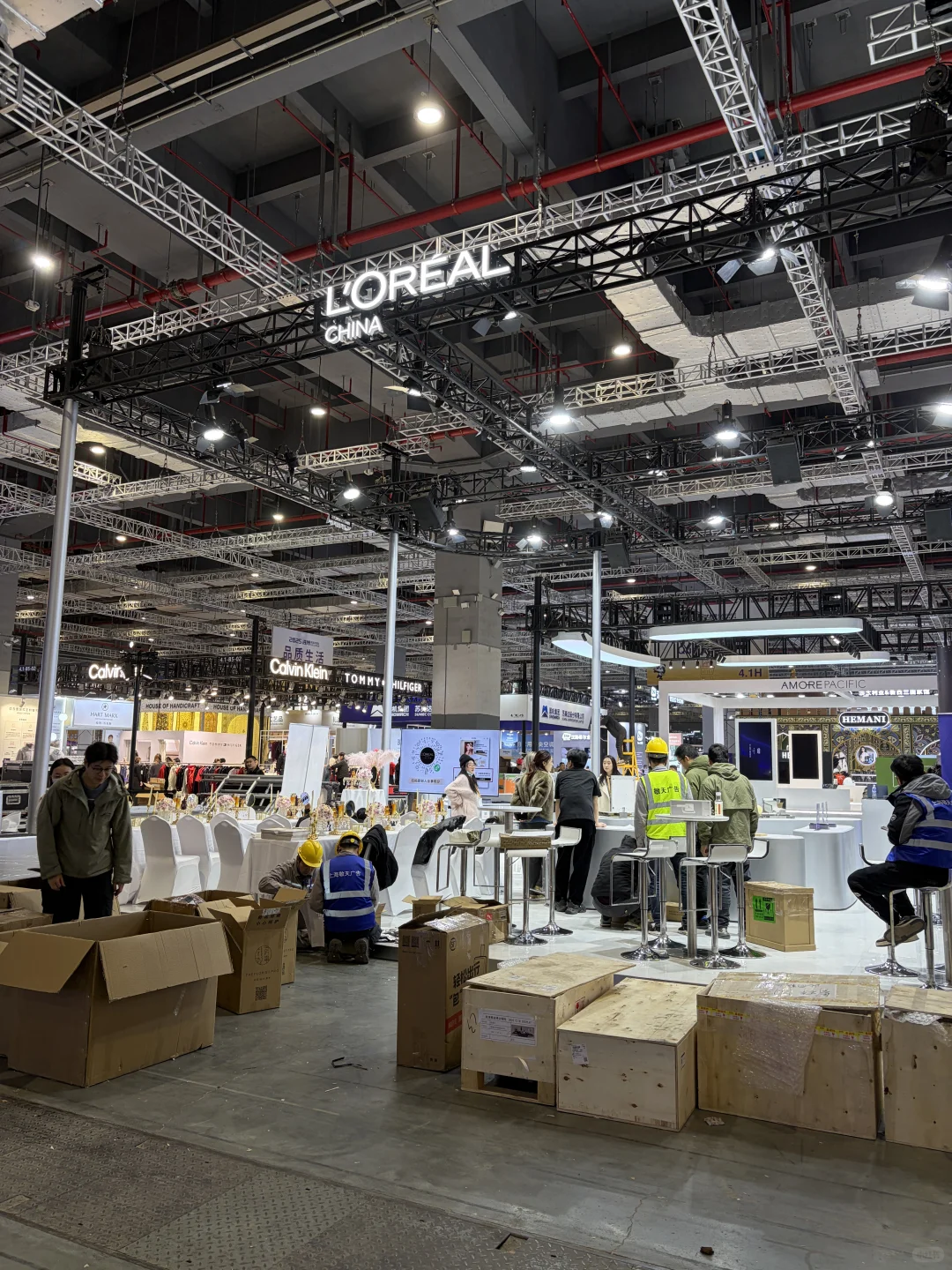 24外企管培轮岗期被裁plog｜进博会不算完了