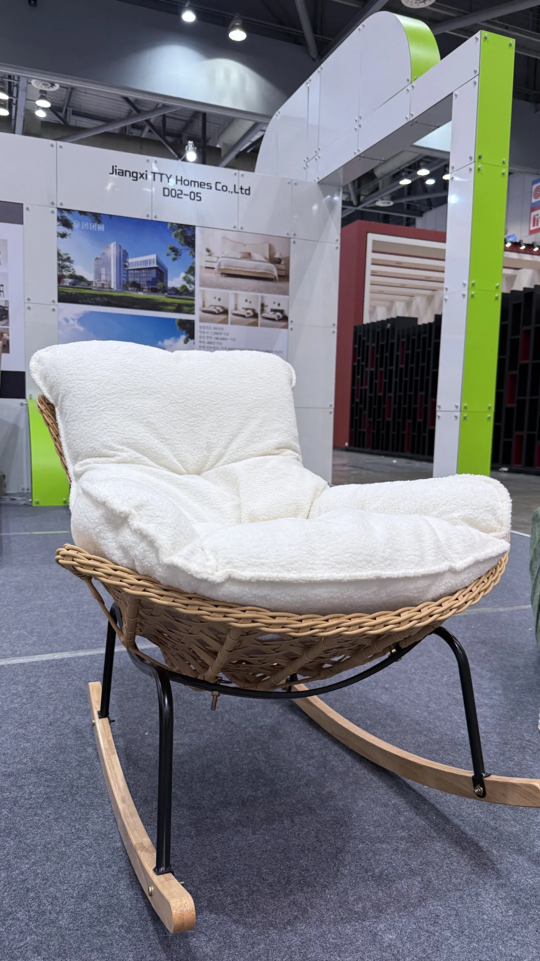 德国科隆家具展 imm 展会家具样品处理