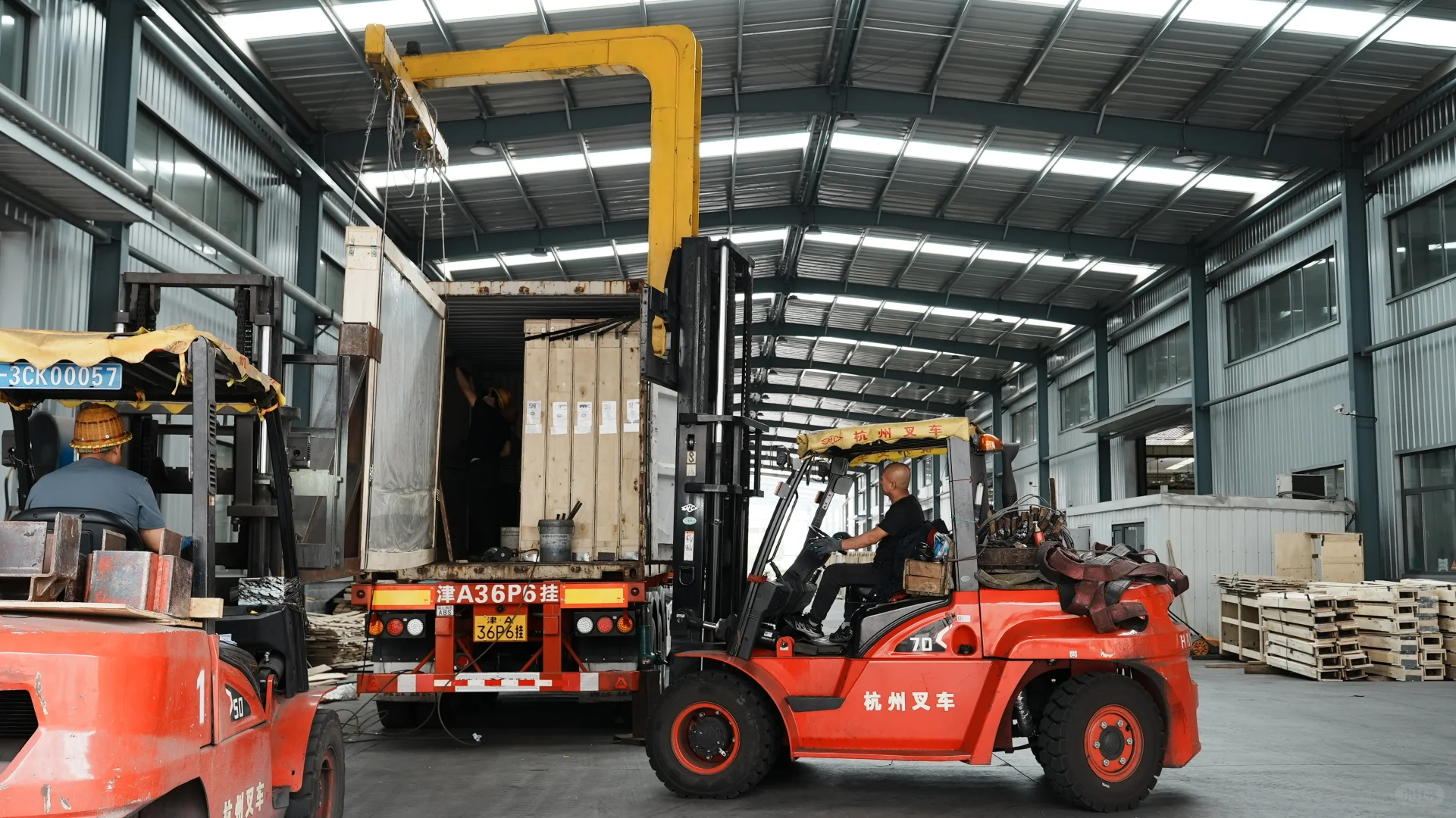 玻璃·镜子?工厂