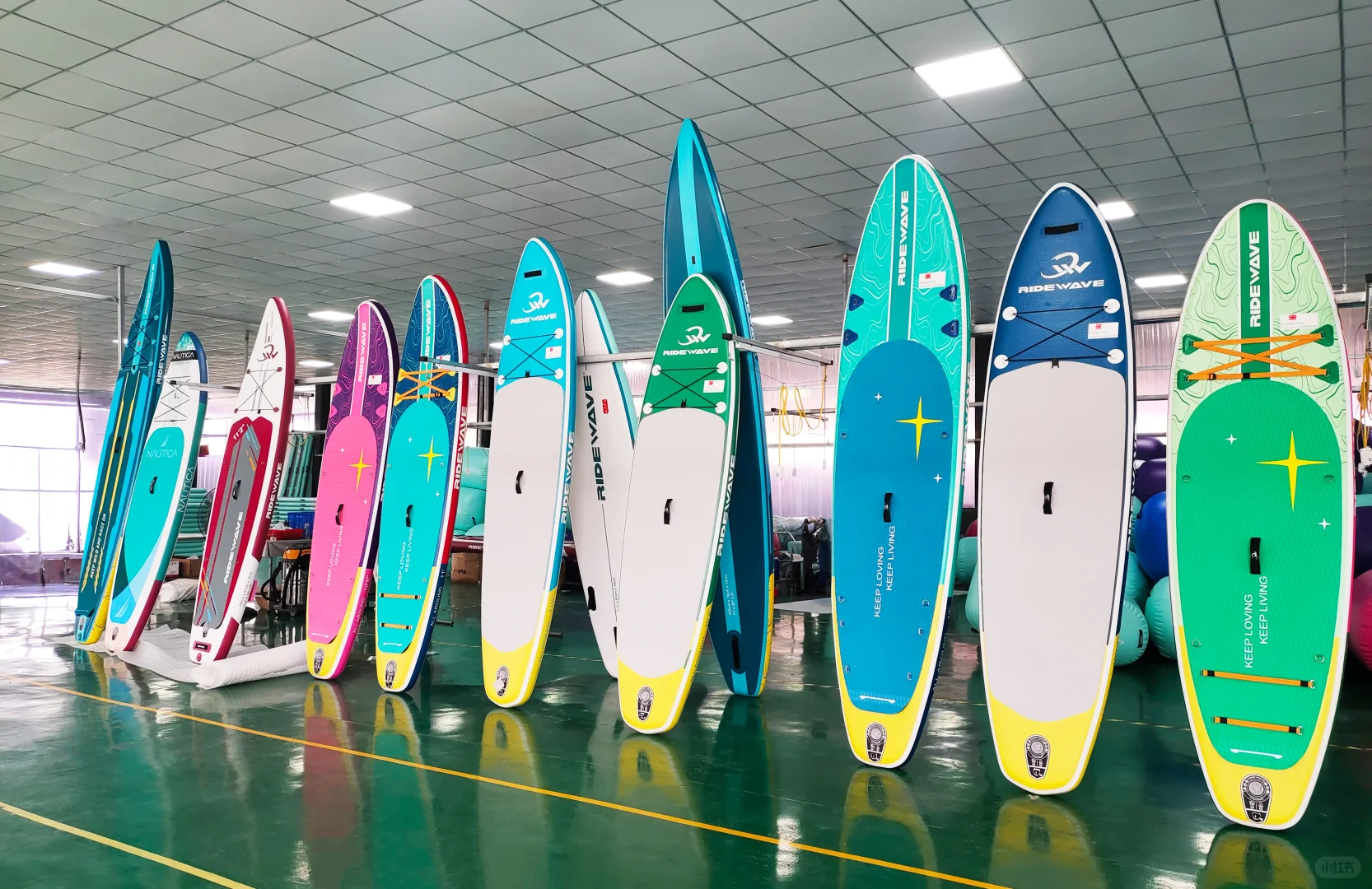 直板桨板冲浪板来了?