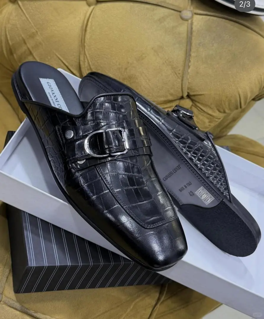 寻找男士皮革拖鞋供应商