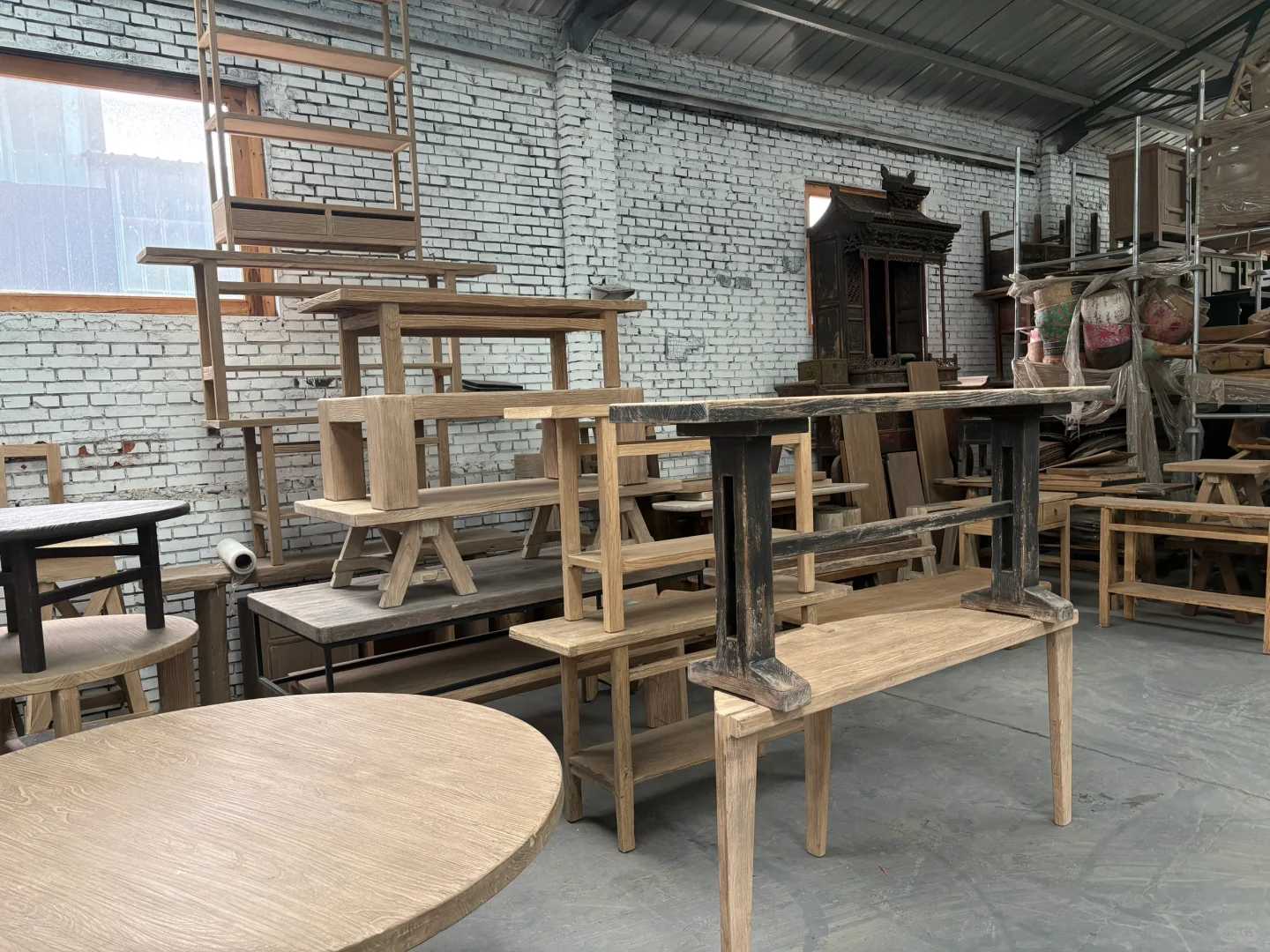 高关税下的坚守，外贸工厂库房实拍！