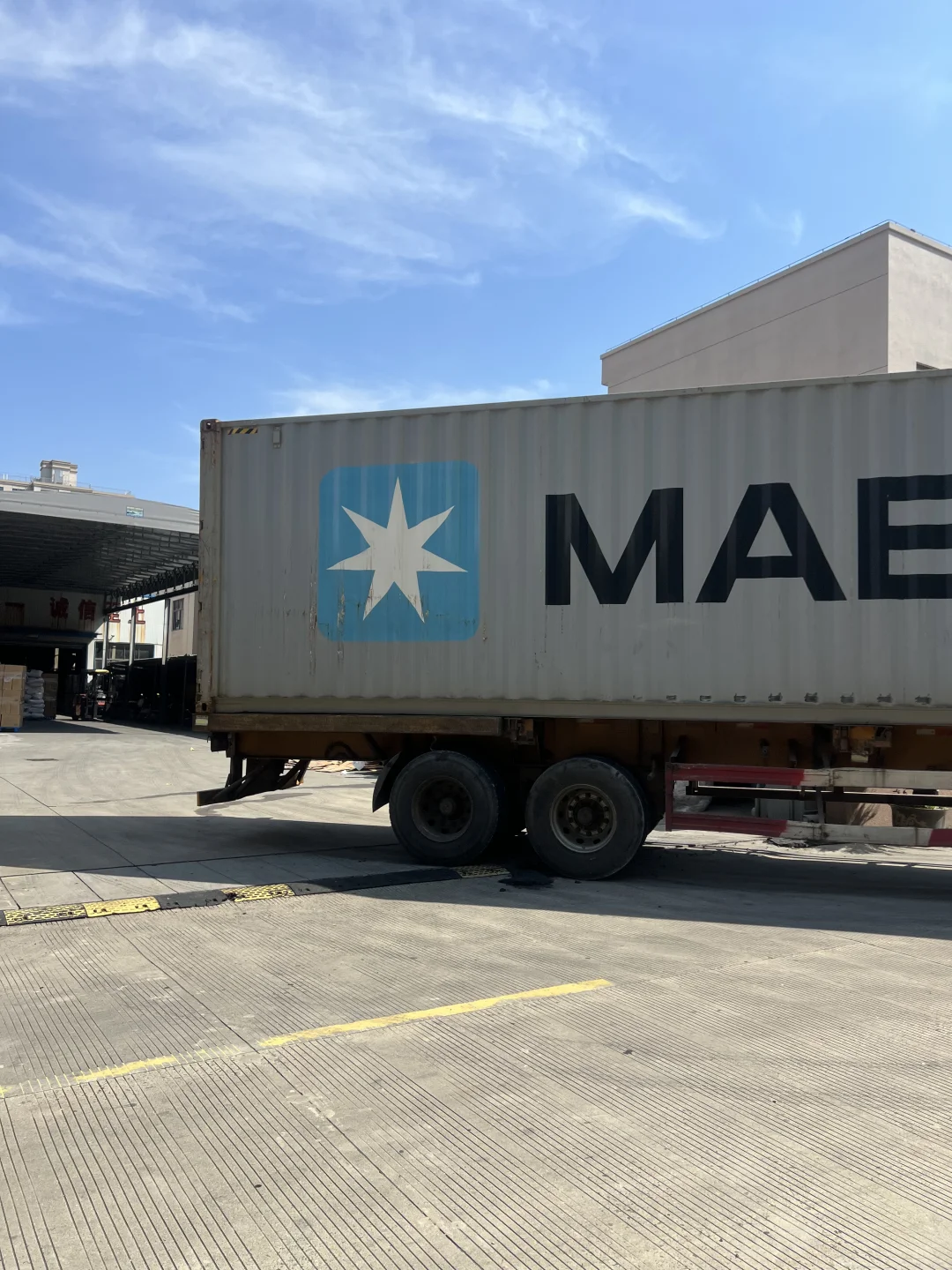 没靠自己，一周出了37条集装箱