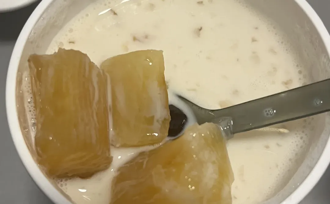 古茗袋子好丑，选的啥代言人