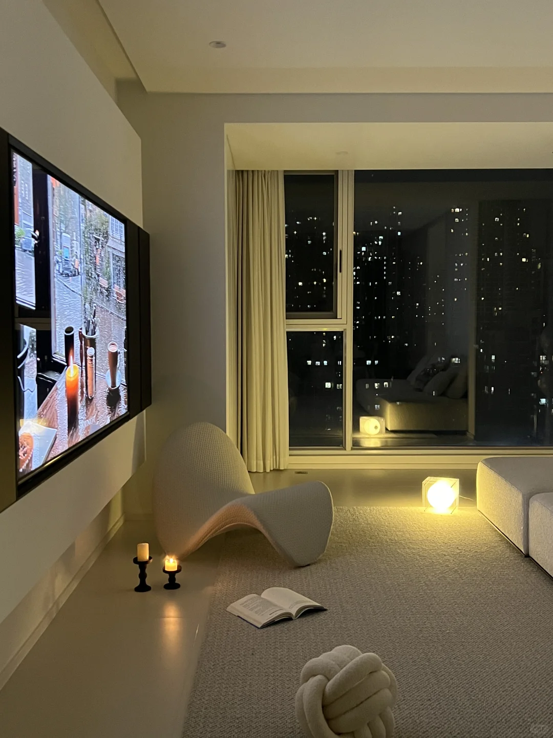 26岁有家了?屁点大