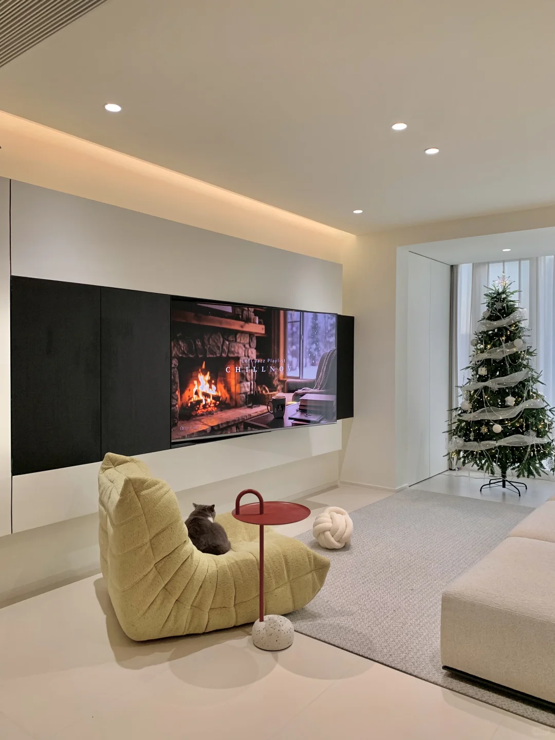 26岁有家了?屁点大