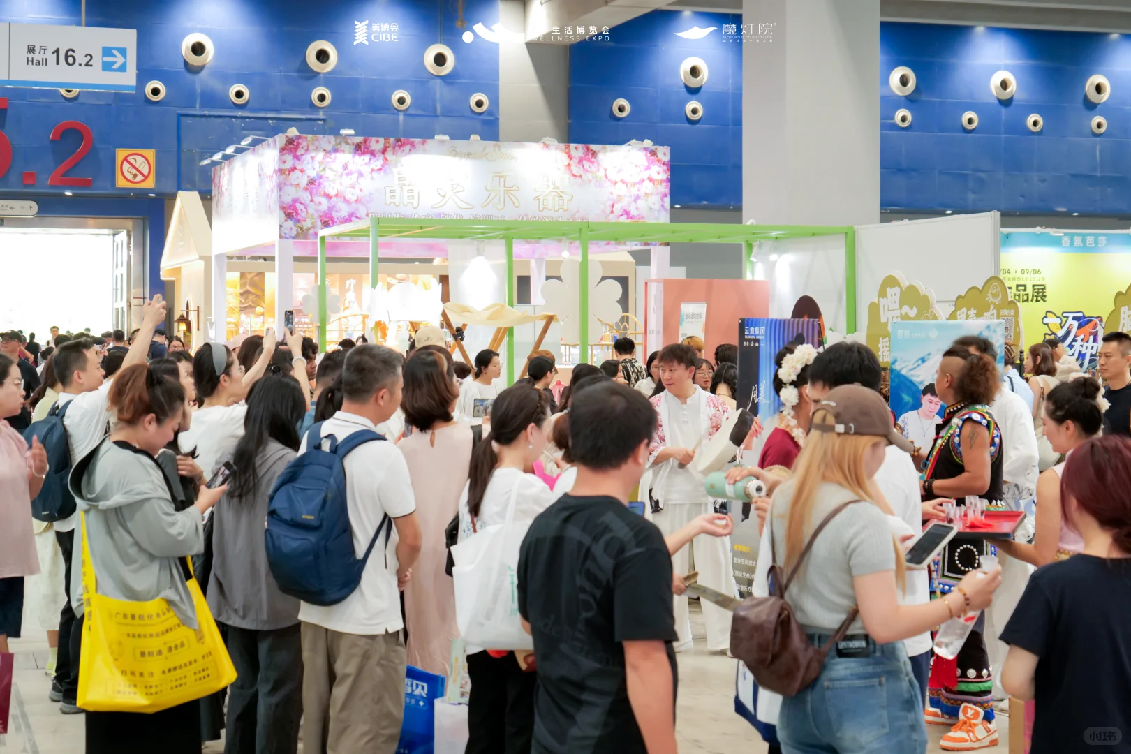 2026 疗愈经济爆发? 美业人靠这场展会找