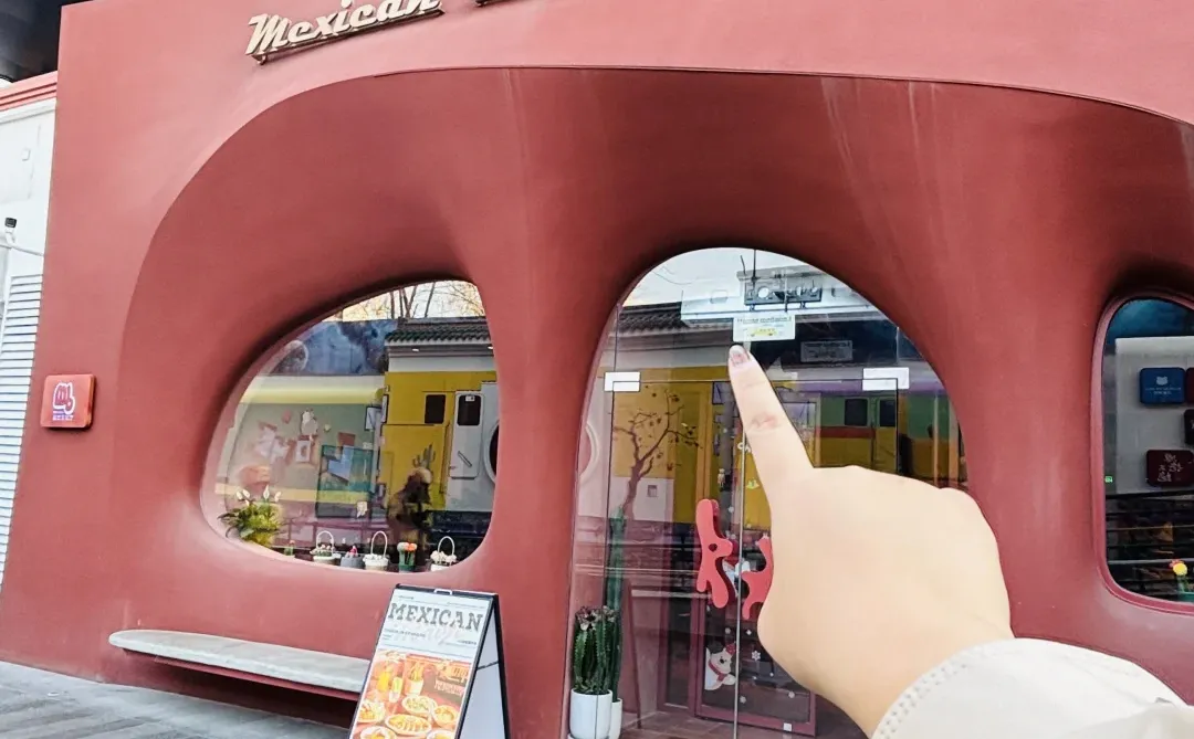 北京超出片的粉色圣诞树?（附地址➕出片技巧