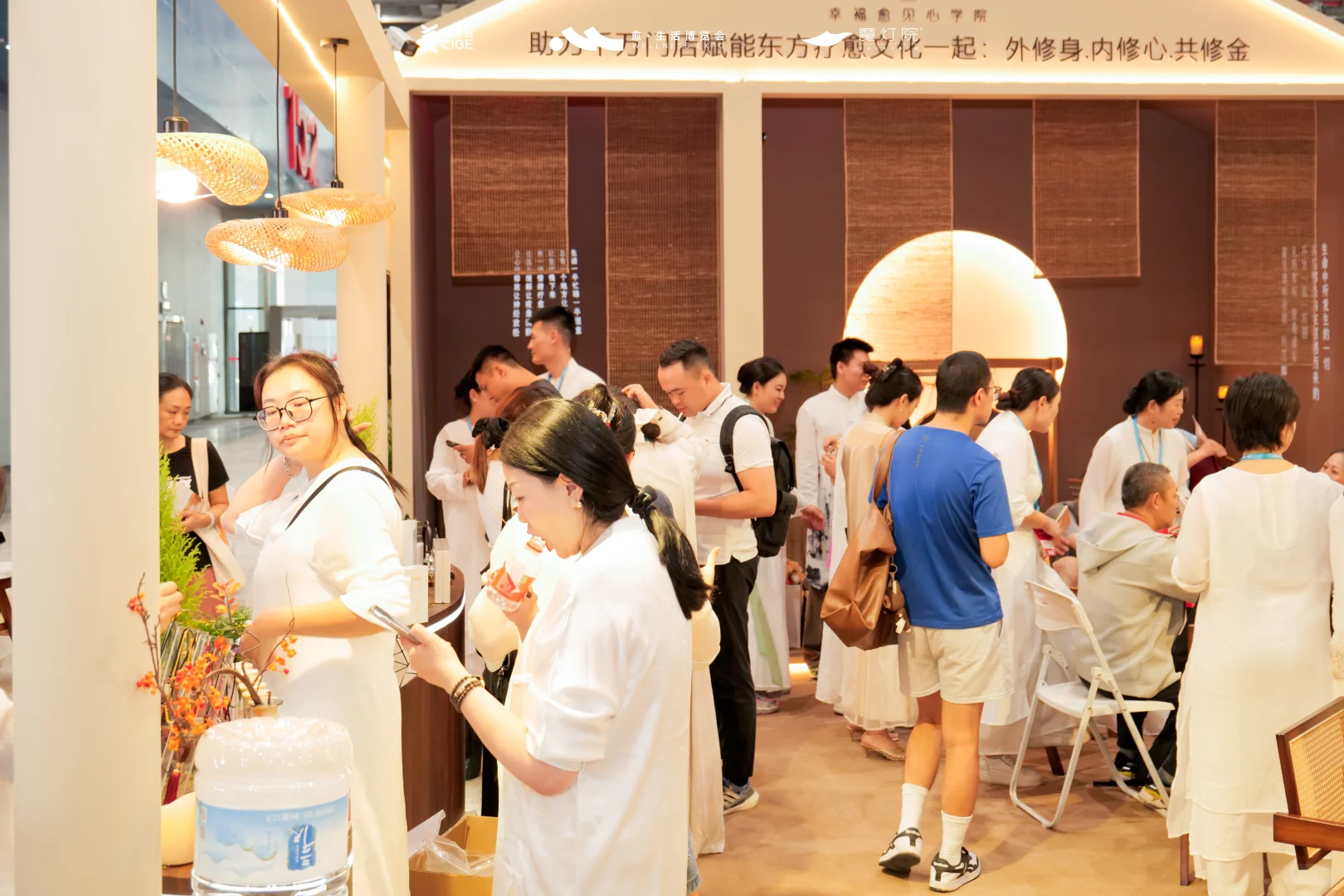 2026 疗愈经济爆发? 美业人靠这场展会找