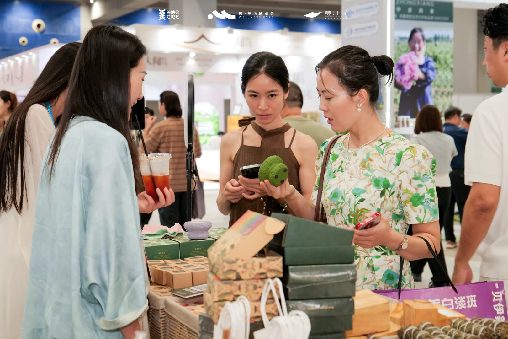 2026 疗愈经济爆发? 美业人靠这场展会找