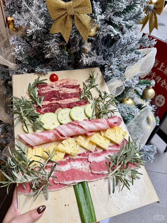 人均两位数就能吃上的圣诞烤肉！已三刷！