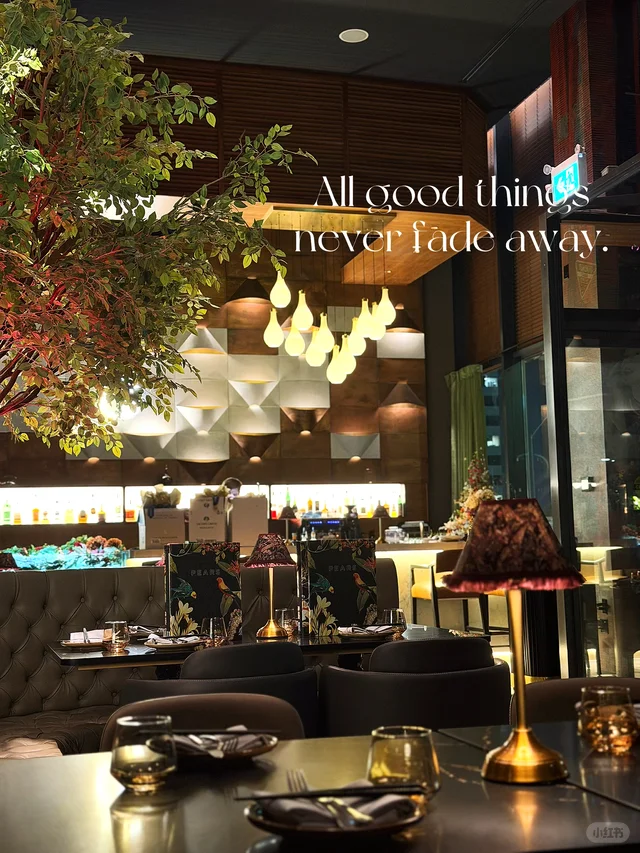 ??万锦这家漂亮饭气氛拉满，味蕾劝退?