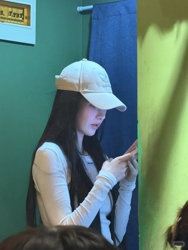 这是哪个明星啊！