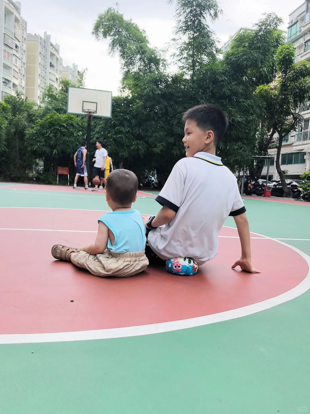 带着娃挑战自媒体的一天~