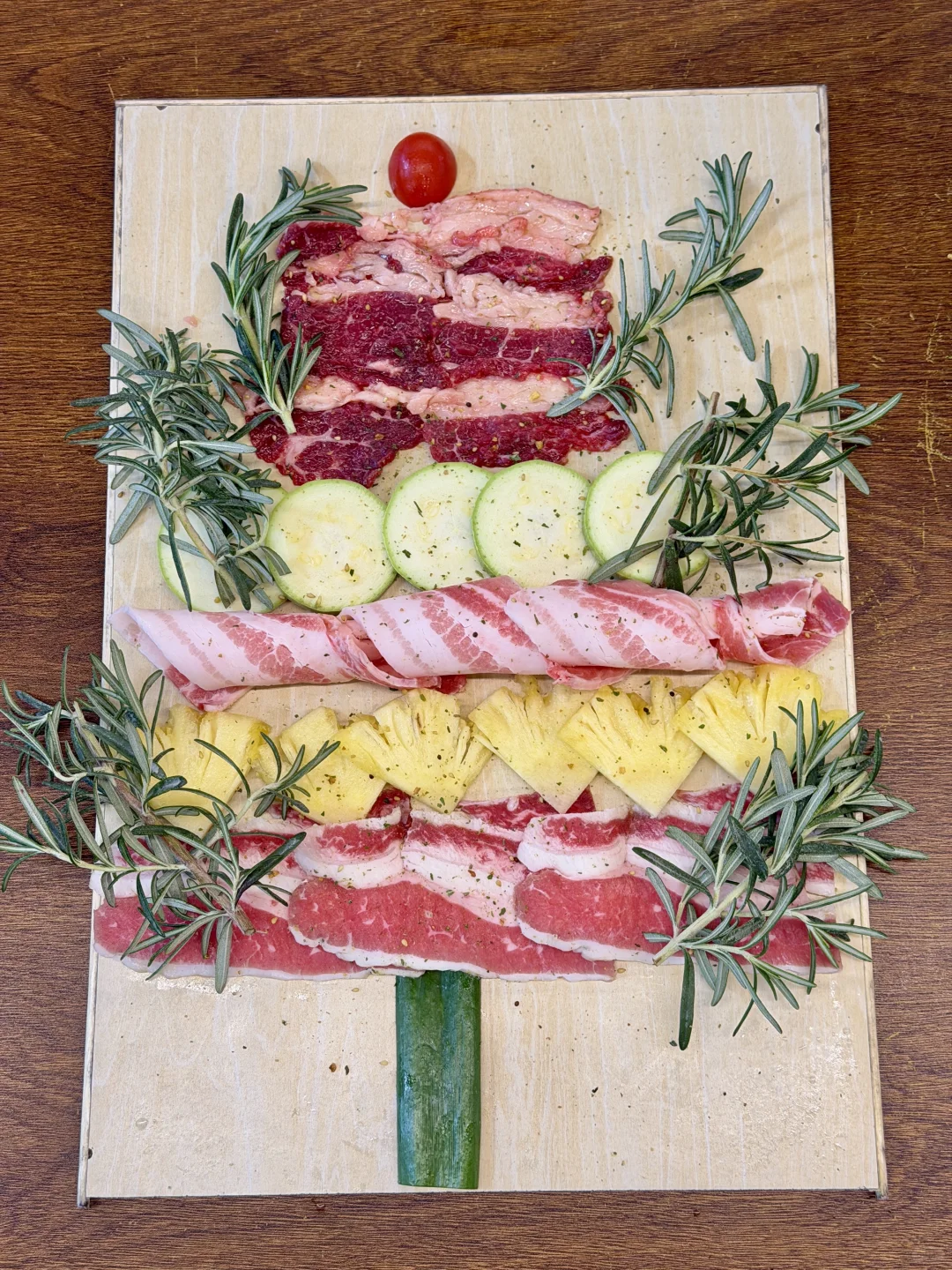 人均两位数就能吃上的圣诞烤肉！已三刷！