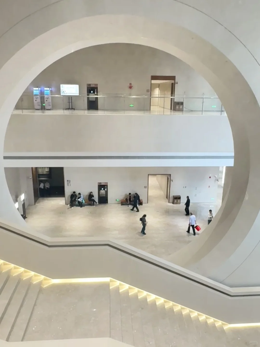 迄今为止,我看过最震撼的展出现了~