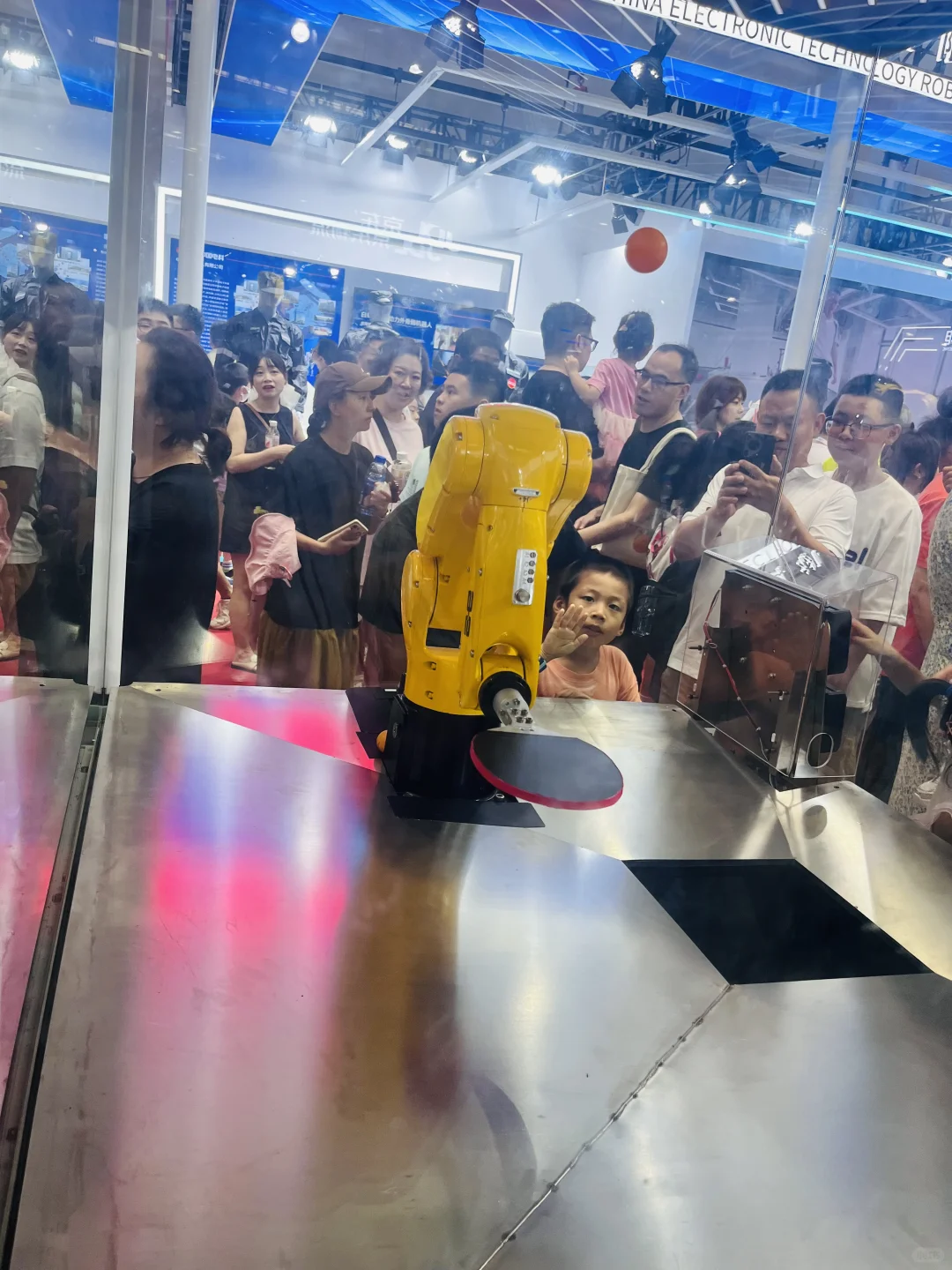 带娃看了世界机器人博览会,有一点点焦虑