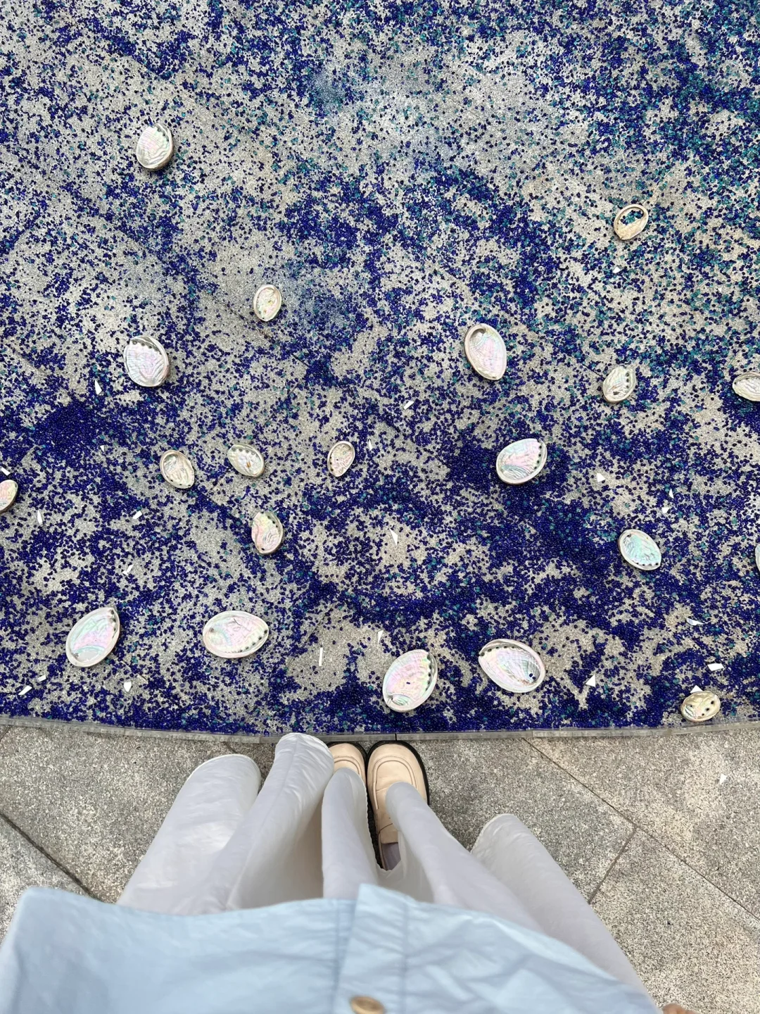 深圳福田?美术馆新展|蓝色地平线人超少?