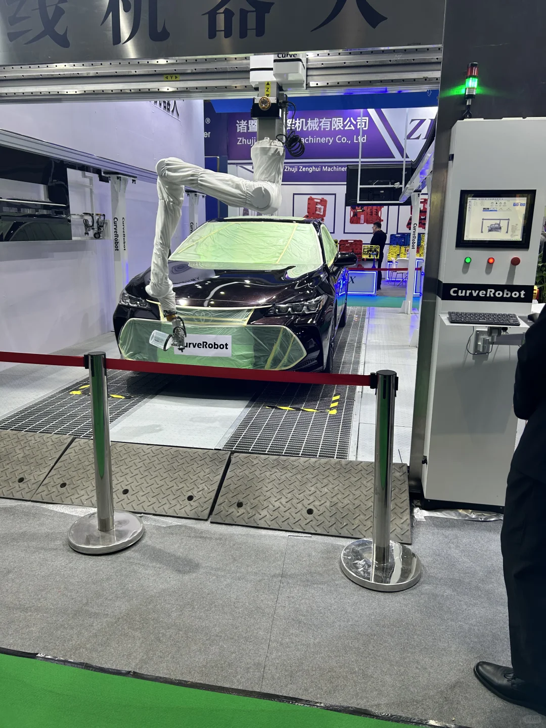 （江浙沪翻译翻译）上海展览会翻译中….