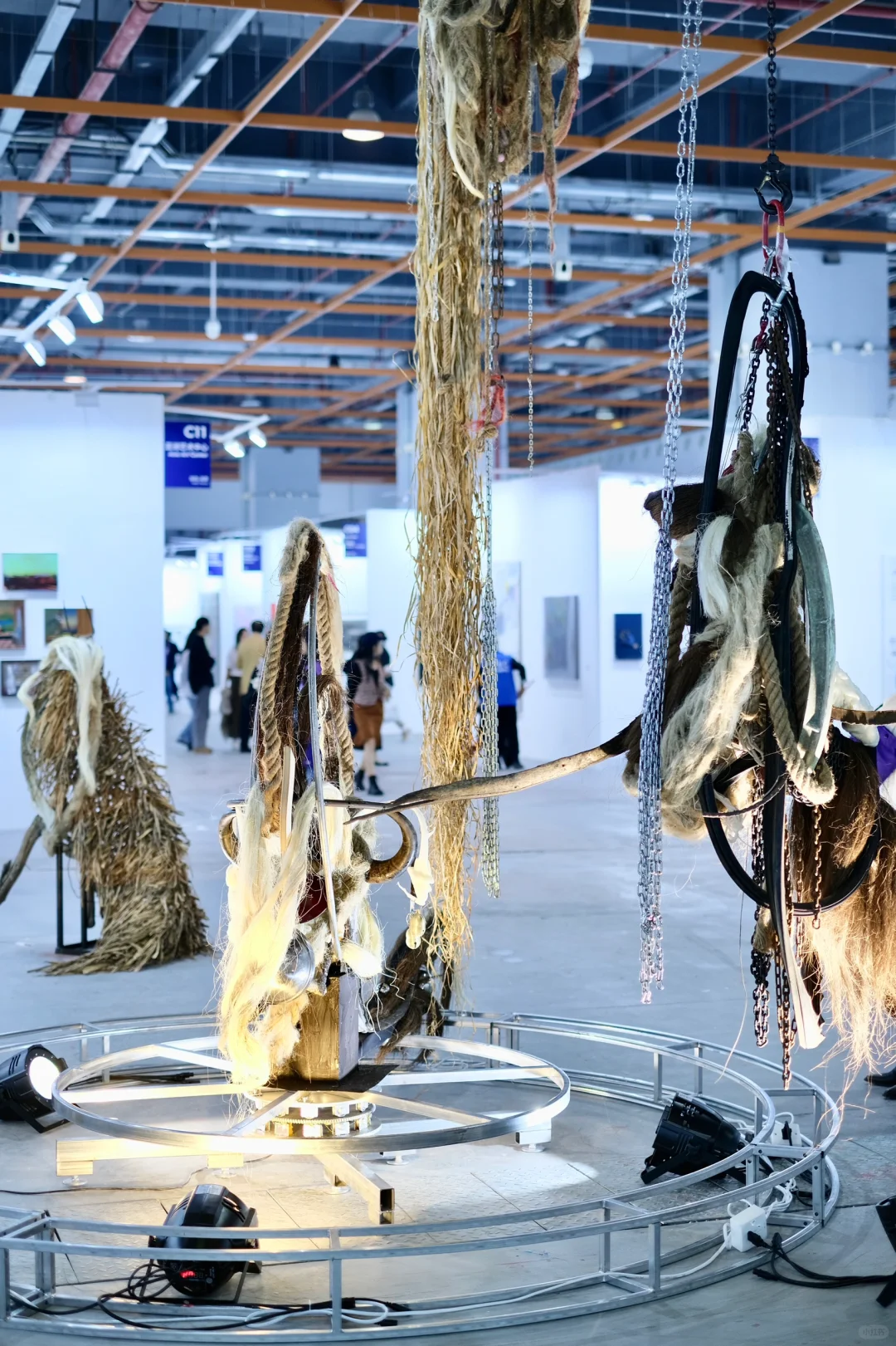 魔灯当代艺术博览会?艺术创意照亮你我思维