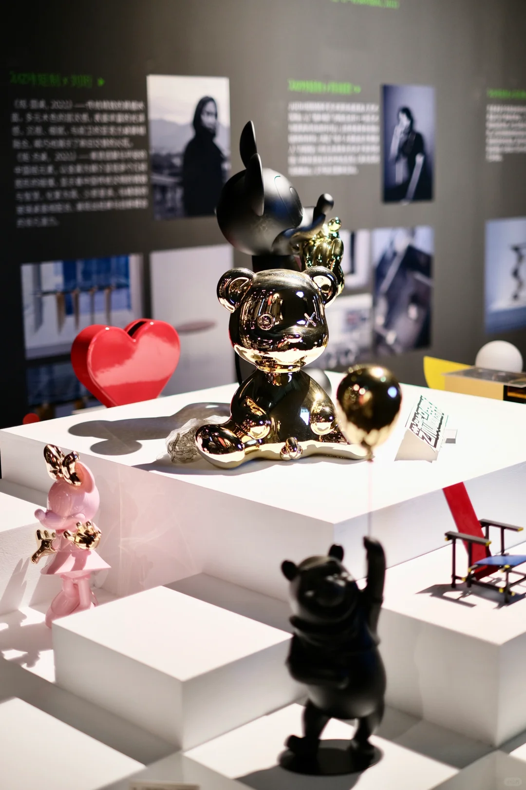 魔灯当代艺术博览会?艺术创意照亮你我思维