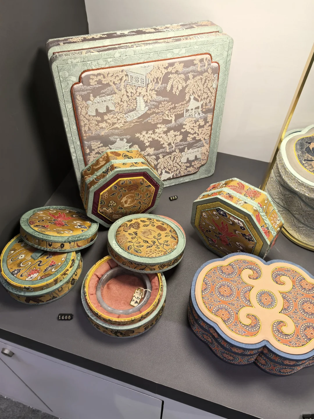 上海禅艺生活博览会，还是很多不错的品…