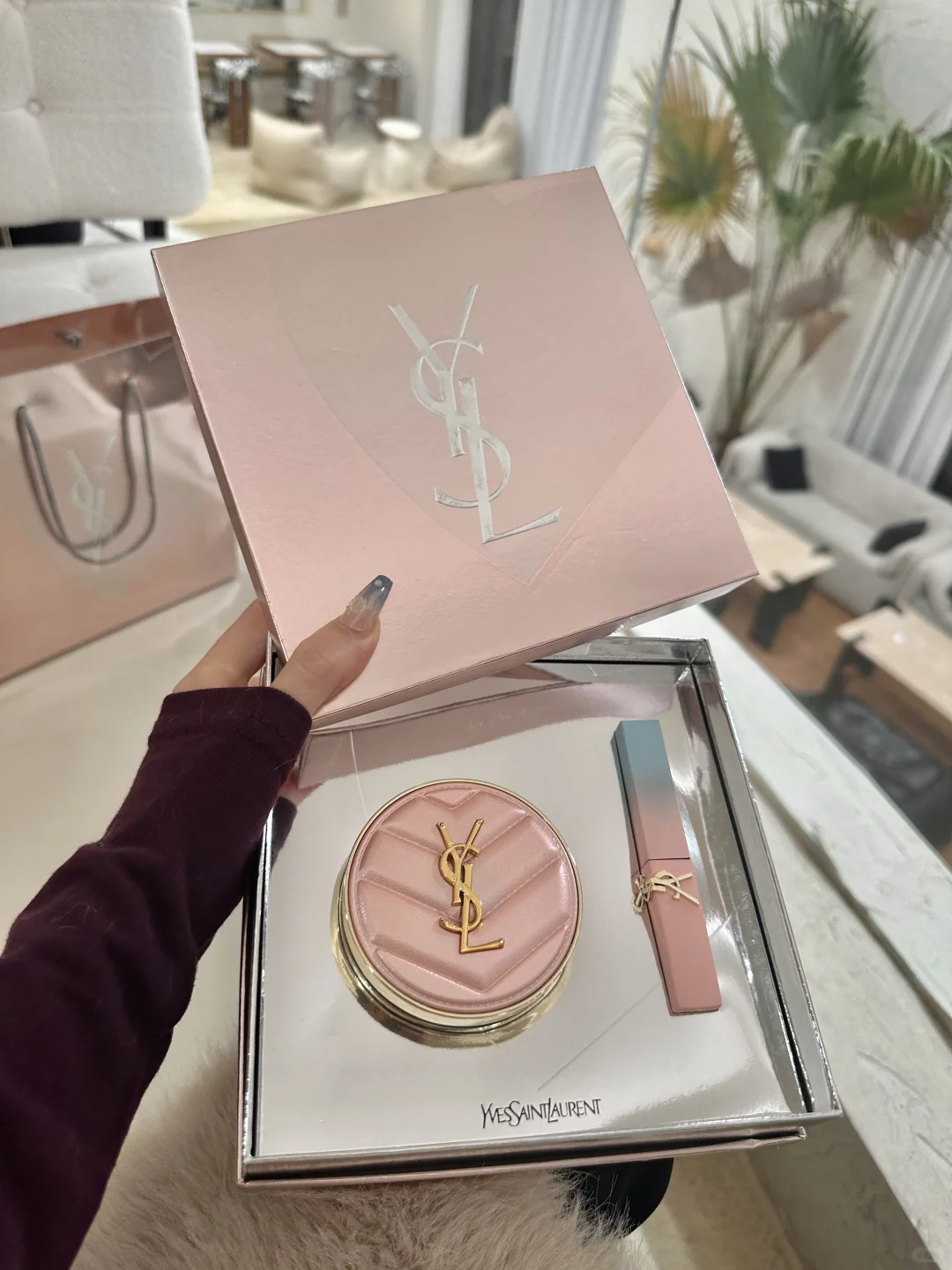 300r而已...要的就是被她以为巨贵的礼物?!