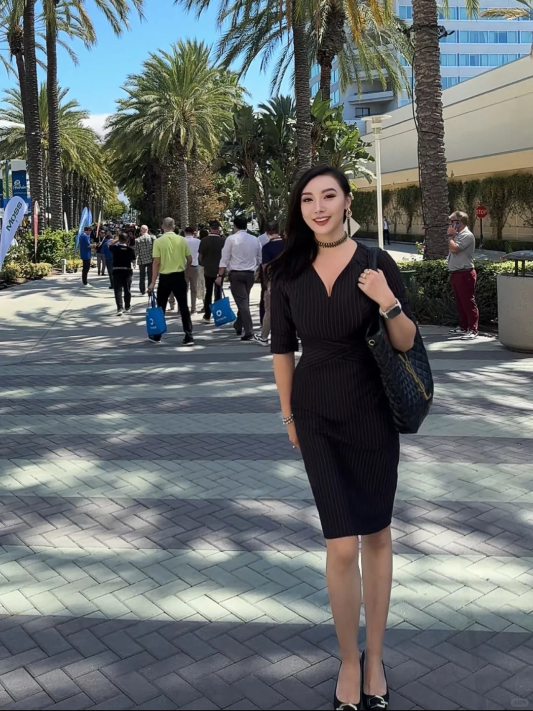 99年女老板一人勇闯2024洛杉矶RE+展会