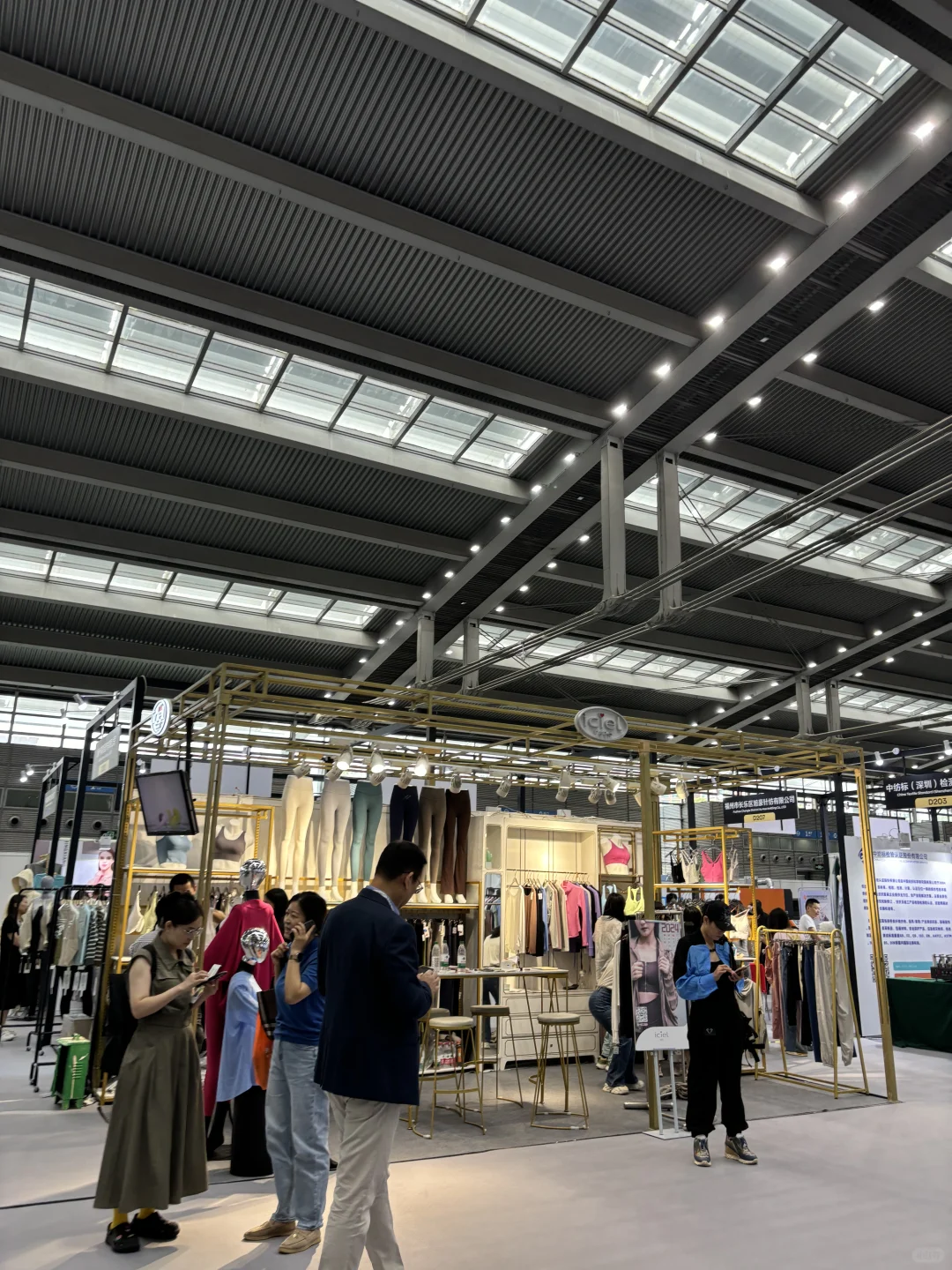 服装人参展学习的一天❗️把最好的带给大家❗️