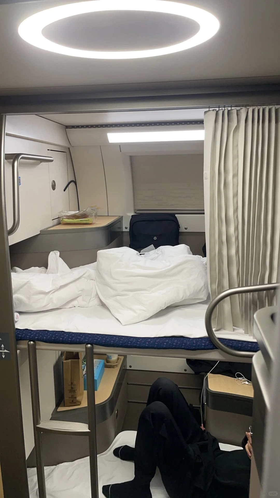 动卧D902真的不错，但是我不会坐了