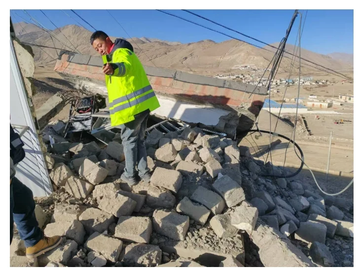 日喀则地震已致95人遇难！运20已奔赴灾区。