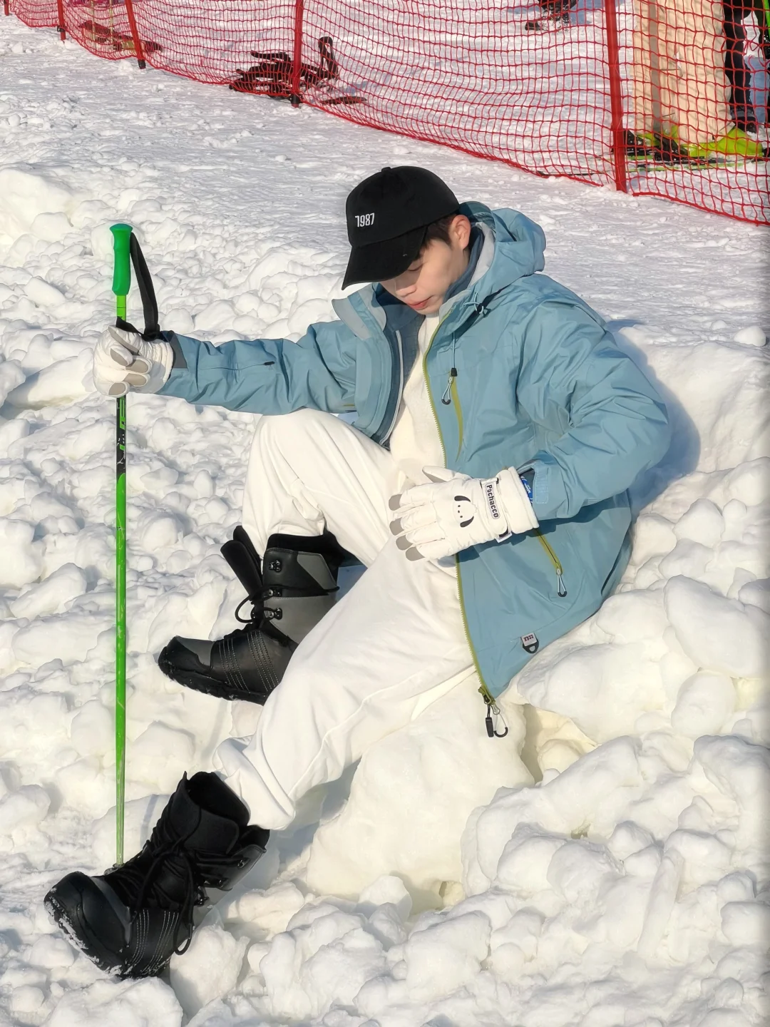 要是能和你一起滑雪就好了！说的就是你