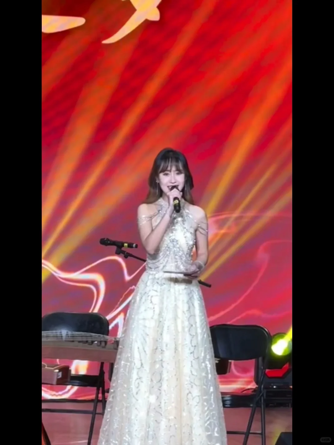 【河北大学研究生元旦晚会】主持?️体验卡✅