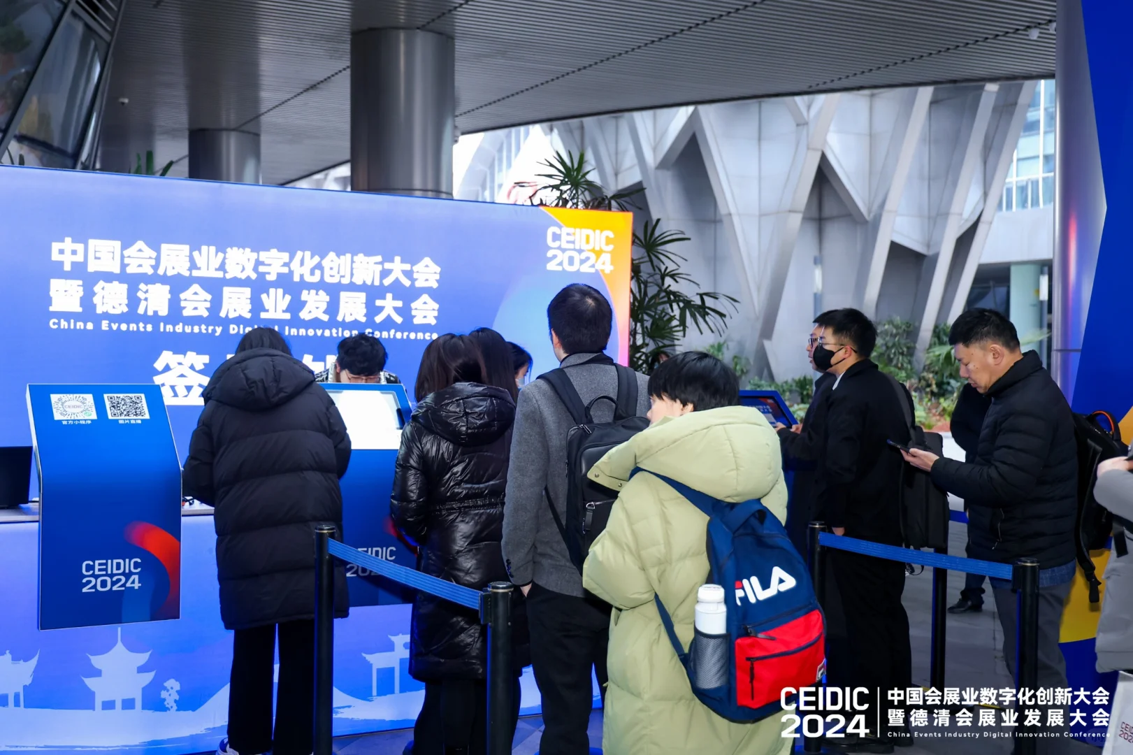 普通人，有必要花大价钱参加峰会吗？