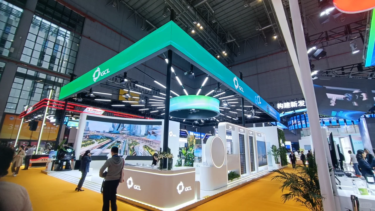 ??渐变色展台，进博会搭建