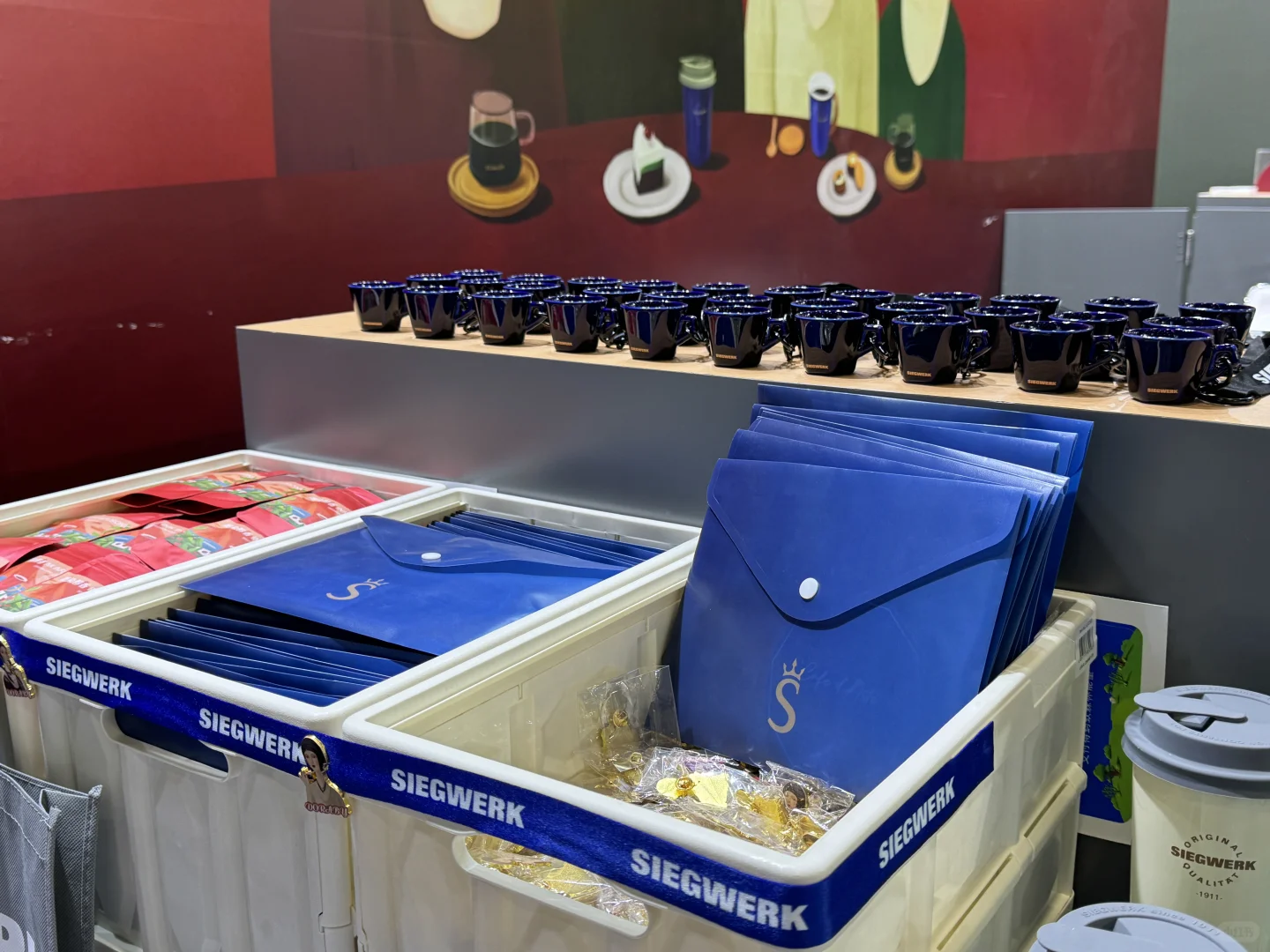 超赞的礼品等你来拿！转发就有好礼!!