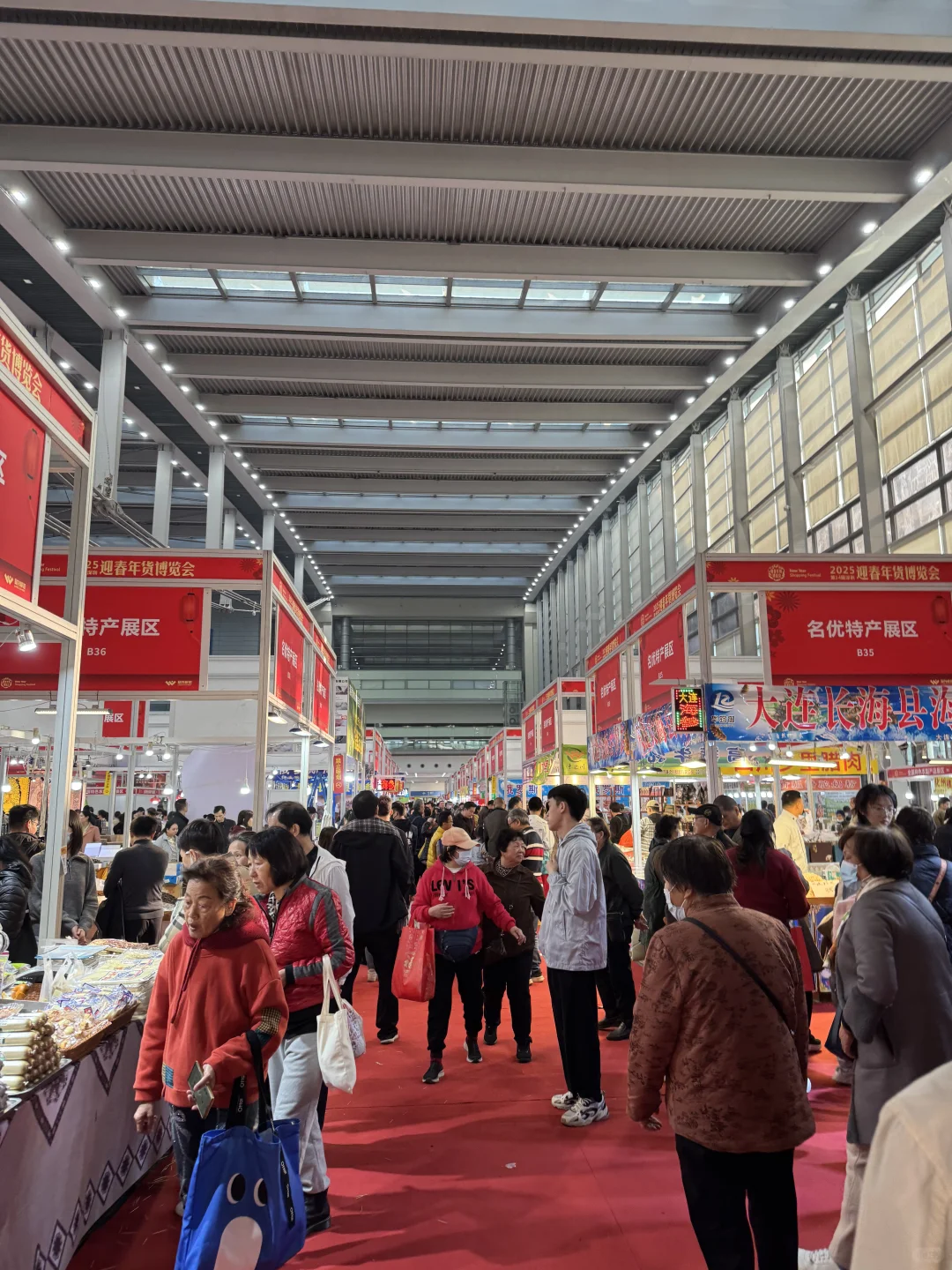 深圳年货博览会好多人啊?