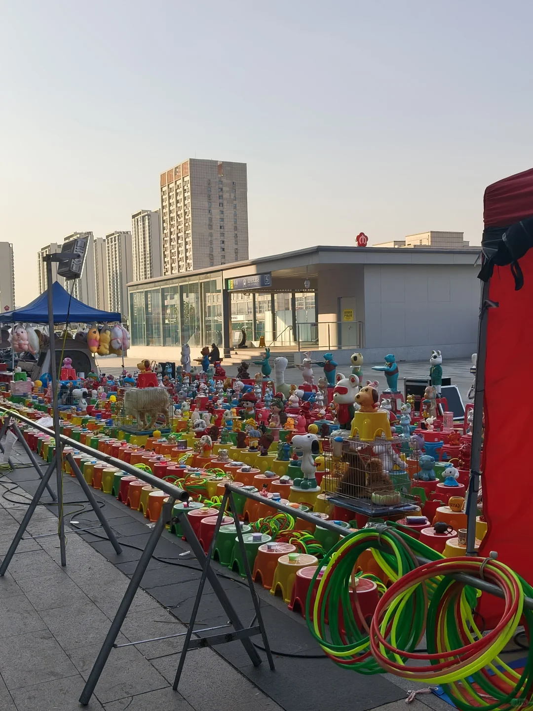 殷巷这里开了一个中俄博览会！