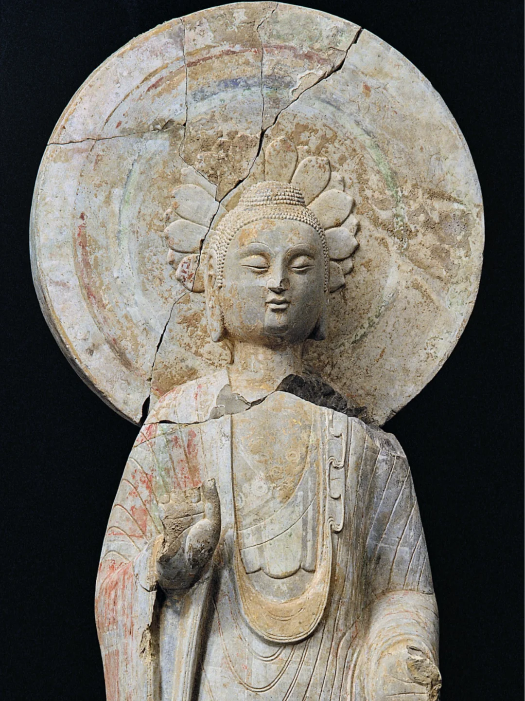 赏世界级考古发现 感受千年佛像的微笑