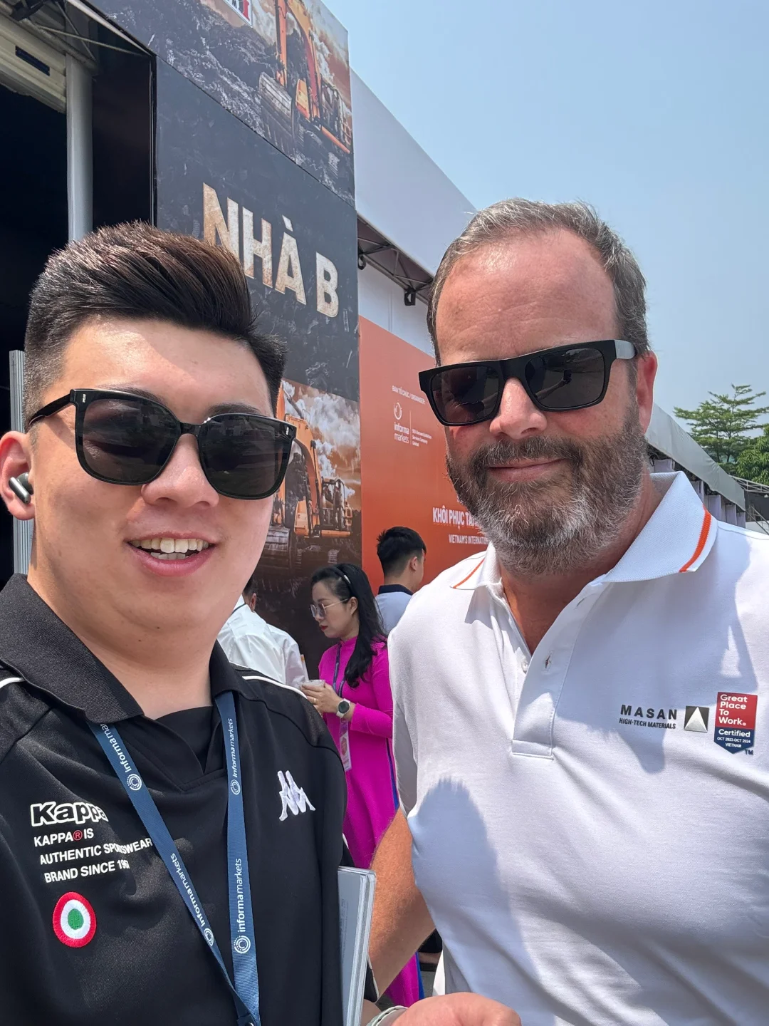 非常舒适的外贸工作边旅游边赚美金?