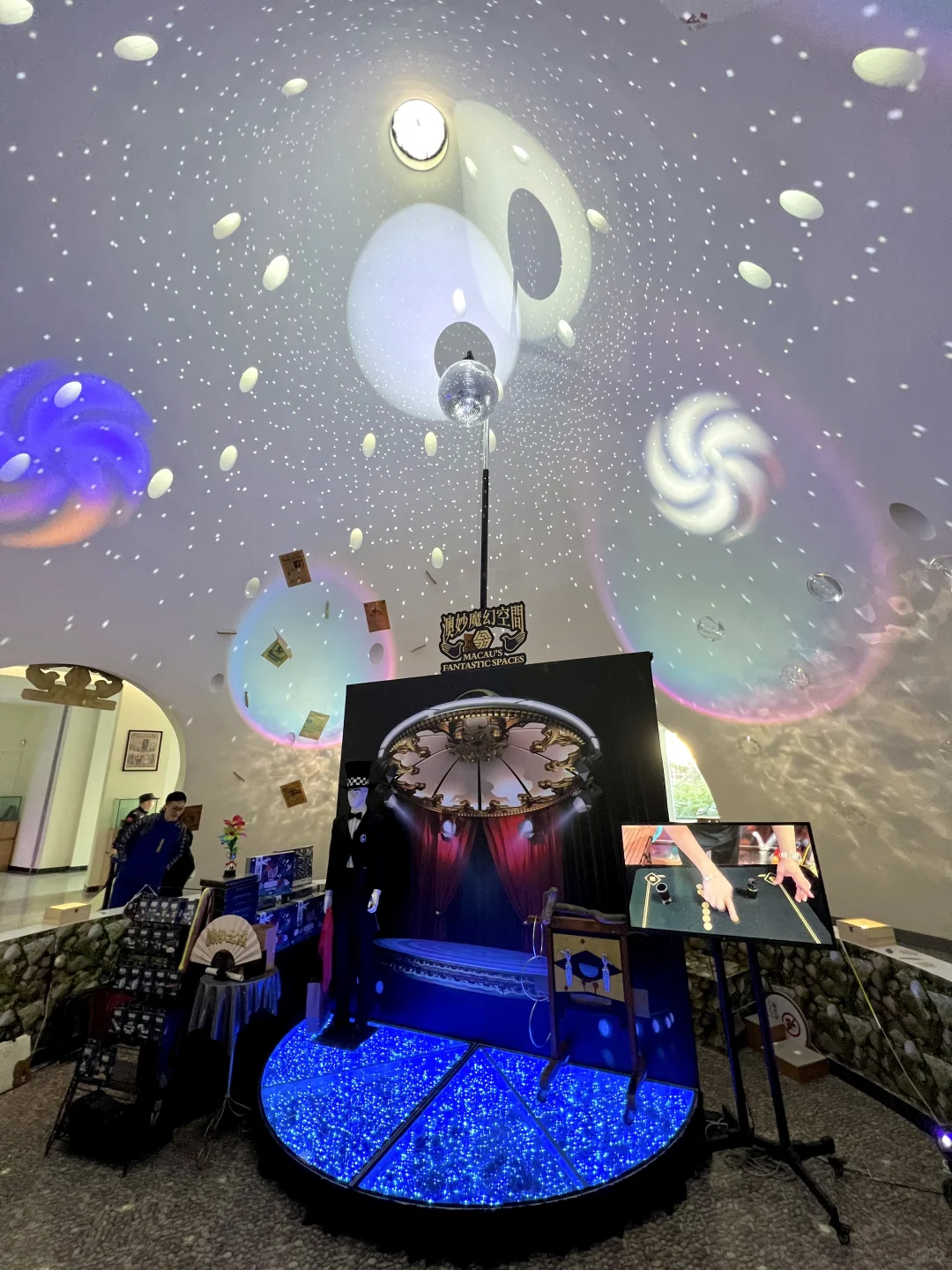 广州0️⃣元看展?打卡童年｜人民艺术中心攻略