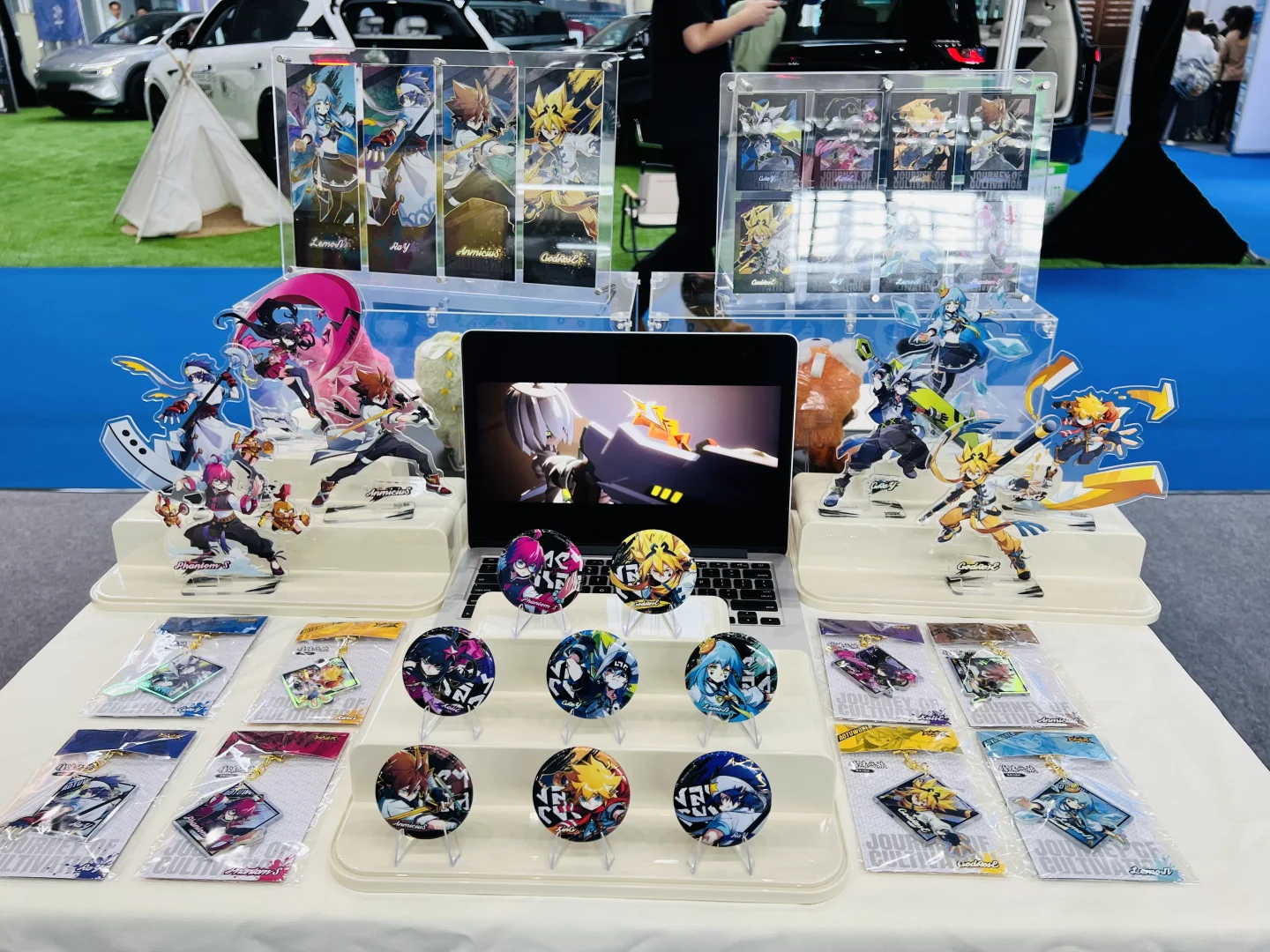 大广州琶洲会展偶遇到凹凸