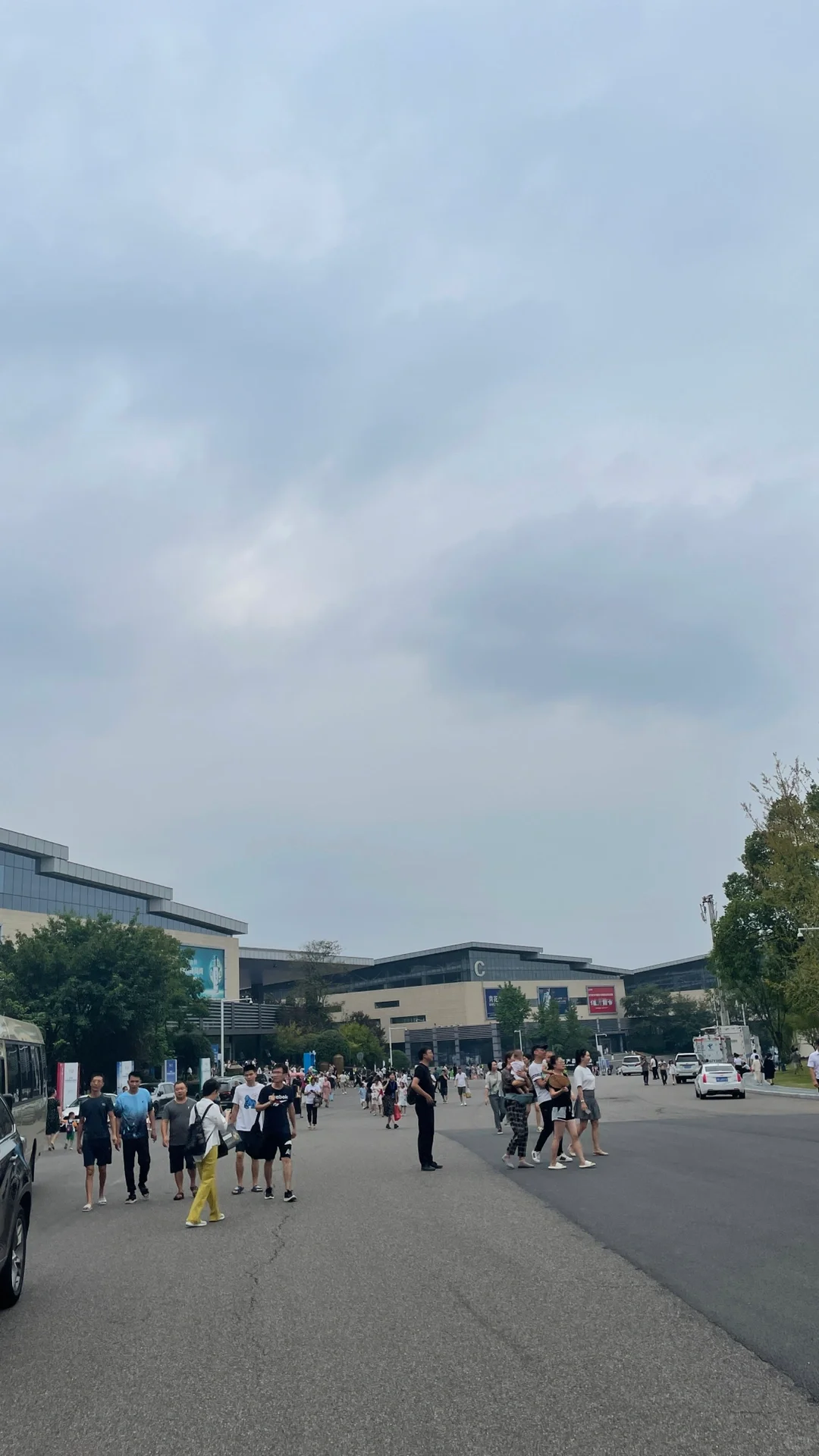 泸州的博览会，劝退