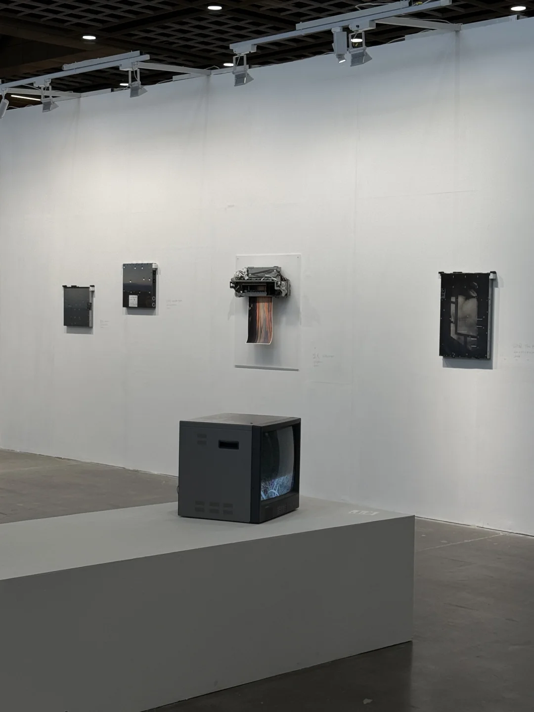 一个人逛 南京2024国际艺术博览会