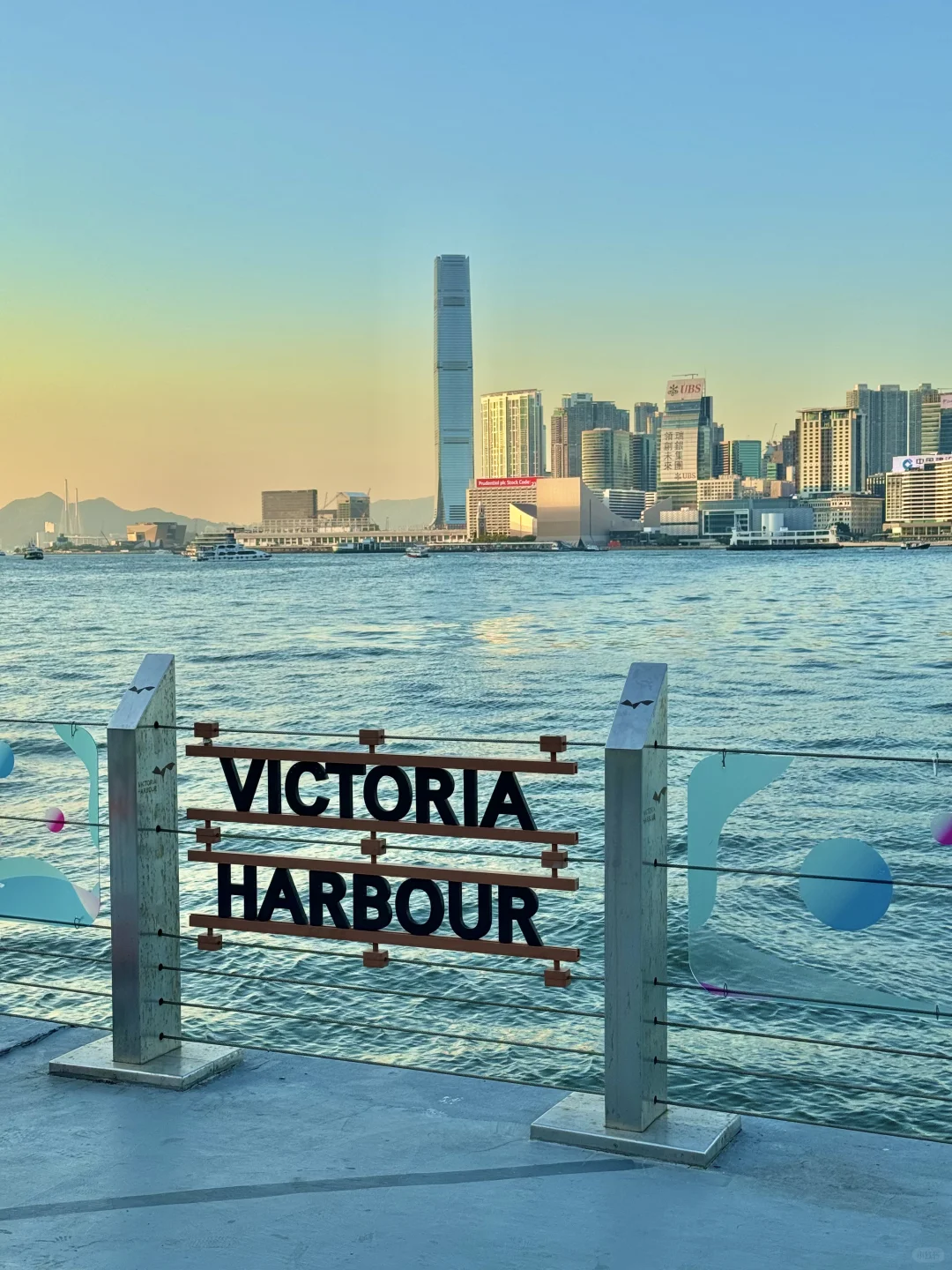 Live！??香港0元地铁拍照！！！附攻略…………