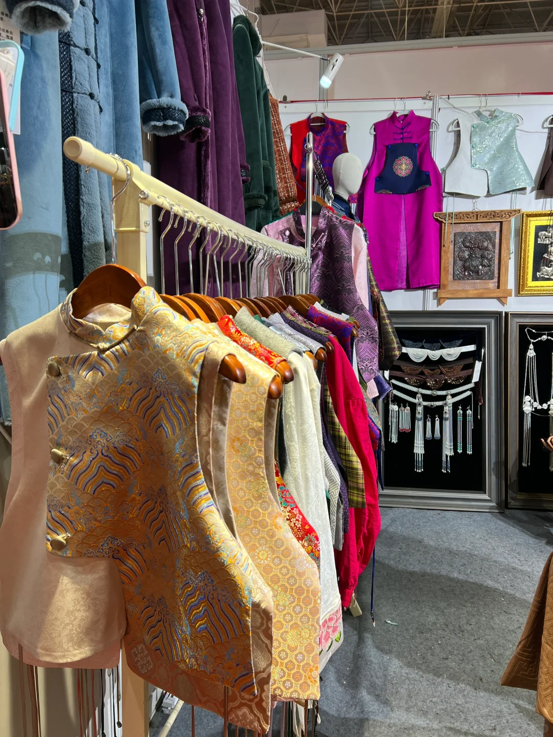 呼和浩特年货博览会还挺好逛的鸭?